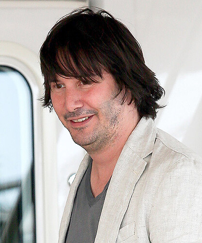 1369066293_keanu-reeves-article.jpg