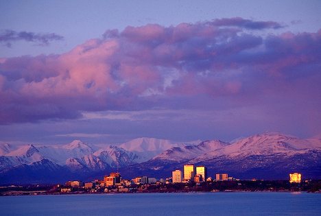 alpenglow-on-anchorage_3159.jpg